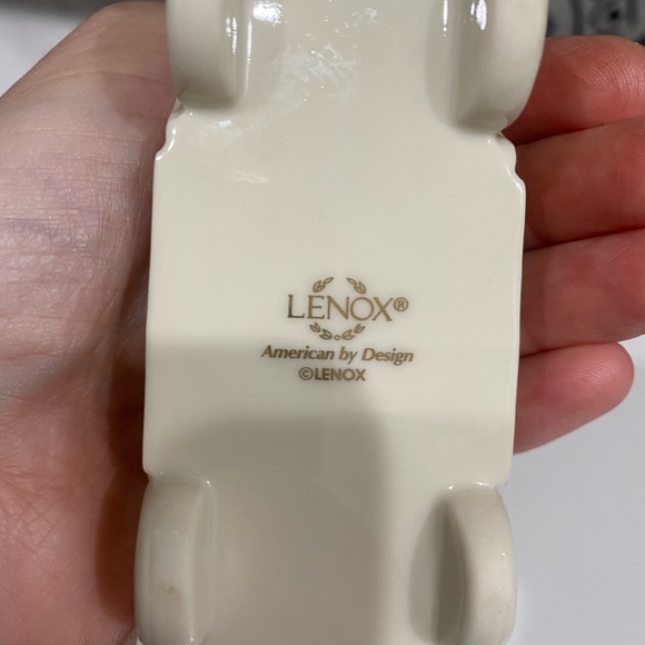 Lenox America by Design Holiday Truck with Tree Ornament Gold Trim - Picture 5 of 5